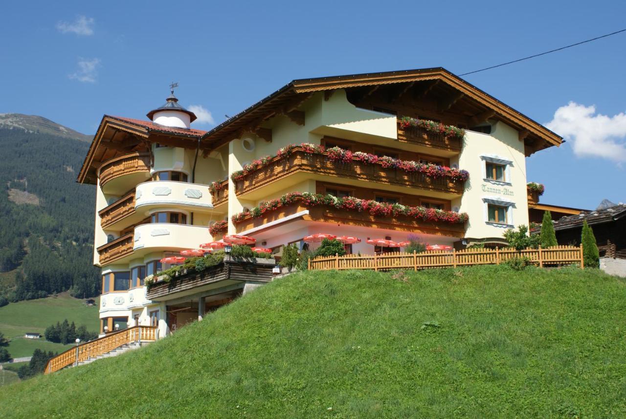 Gasthof Tannen - Alm Stummerberg Bagian luar foto